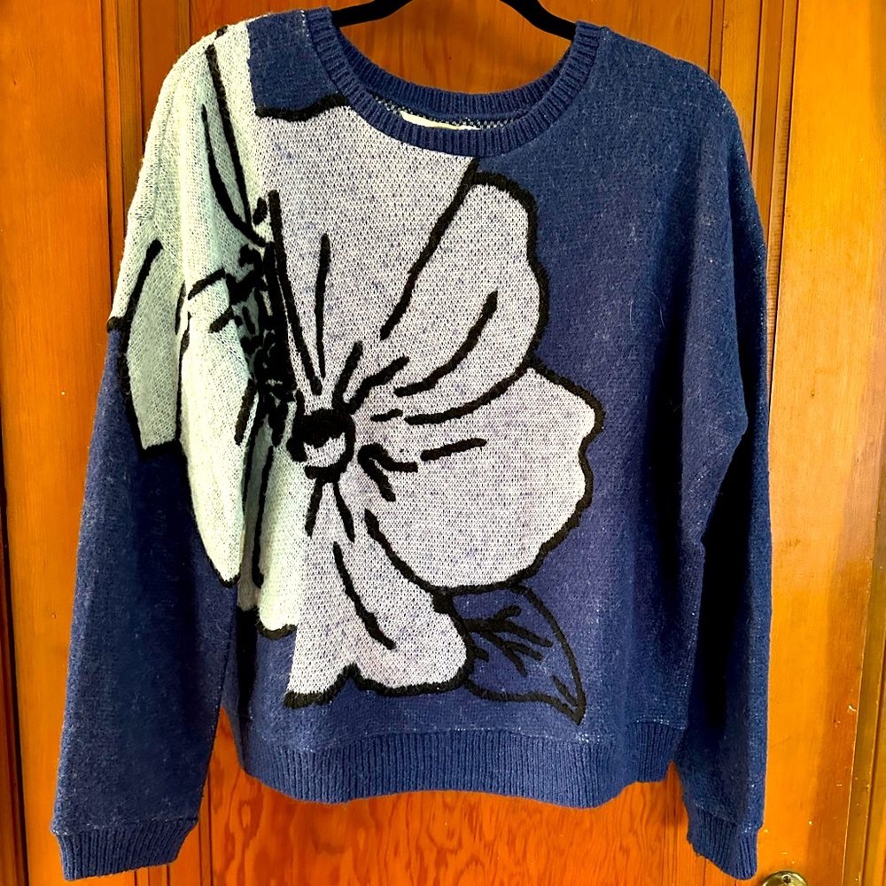 Blue flower sweater